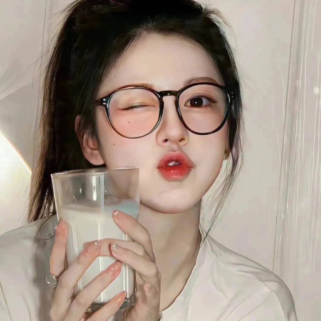女孩罗塞玛莉